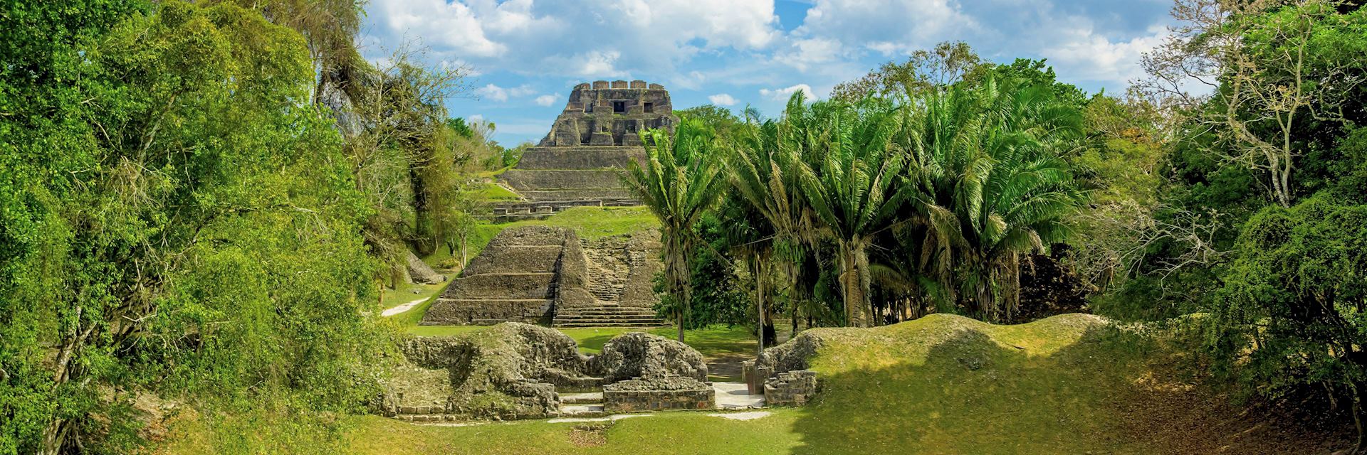 Mayan ruins at Xunantunich