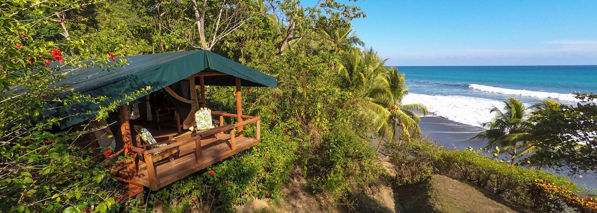 La Leona Eco Lodge