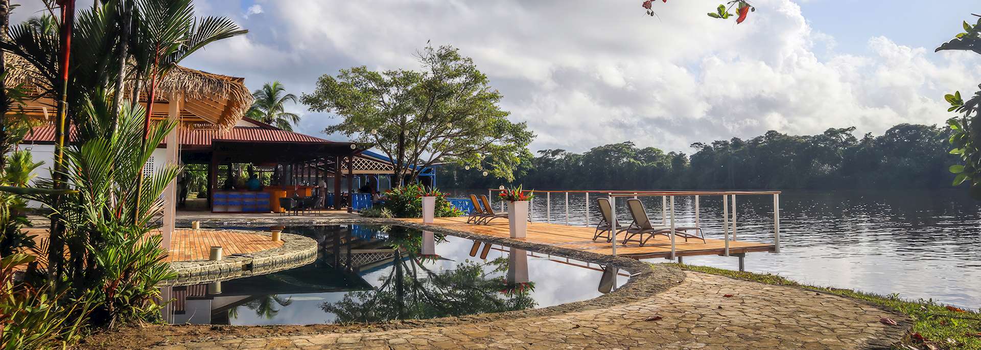 Tortuga Lodge & Gardens