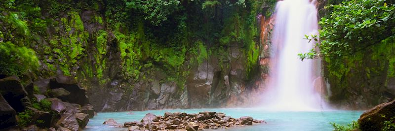 Rio Celeste Waterfall in Tenorio National Park