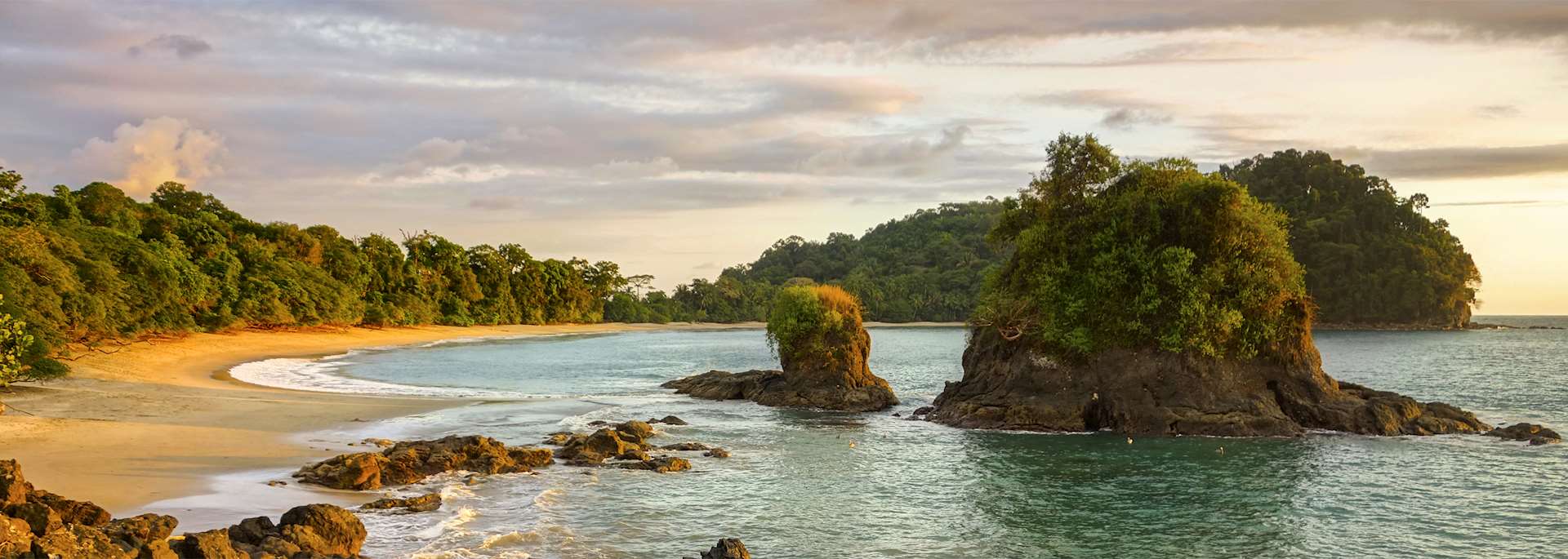 Manuel Antonio National Park coastline