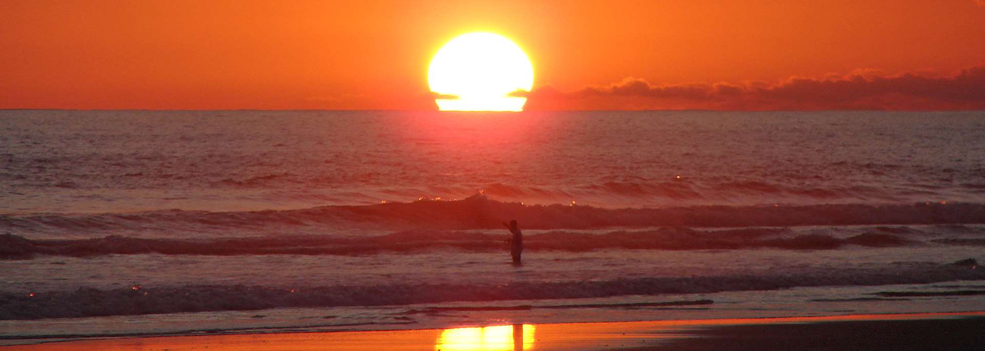 Esterillos beach at sunset