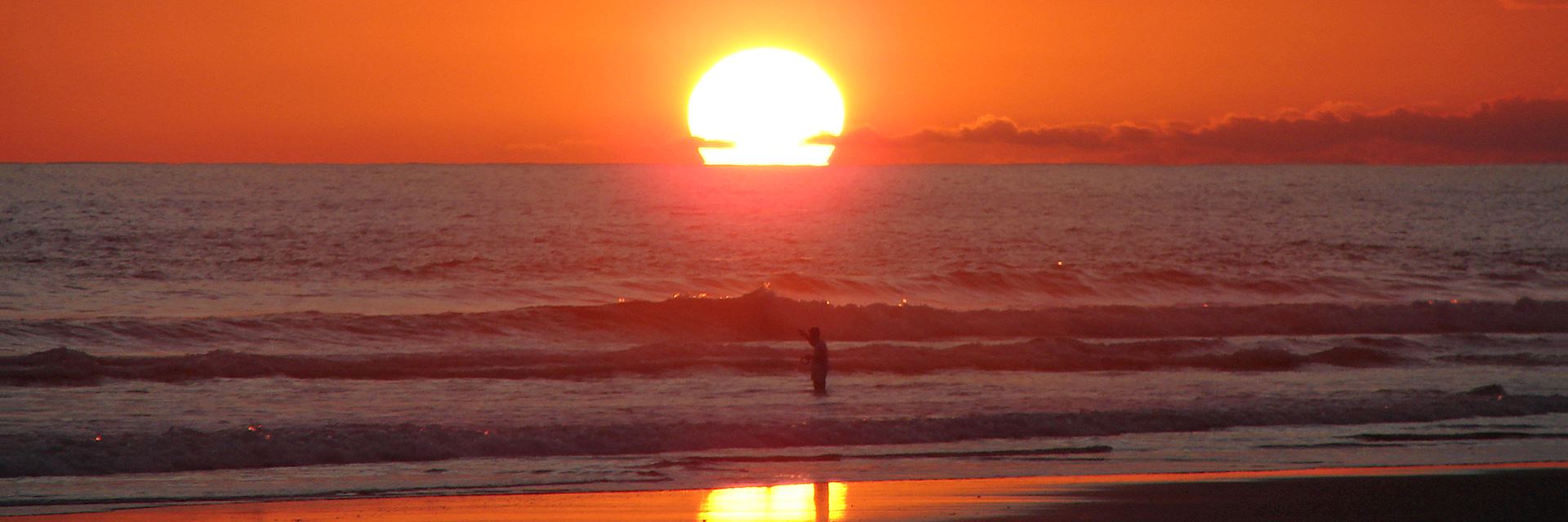 Esterillos beach at sunset