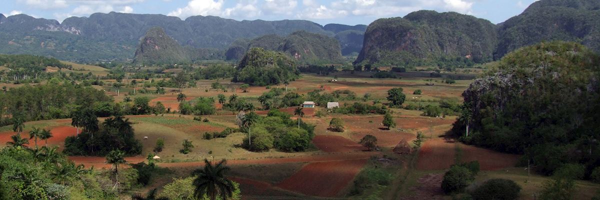 Viñales Valley with its limestone hills Viñales Valley with its limestone hills