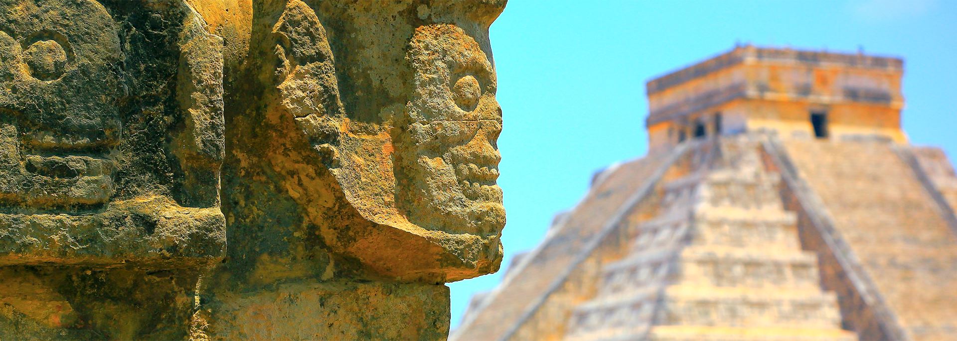 Kukulkan Pyramid at Chichén Itzá