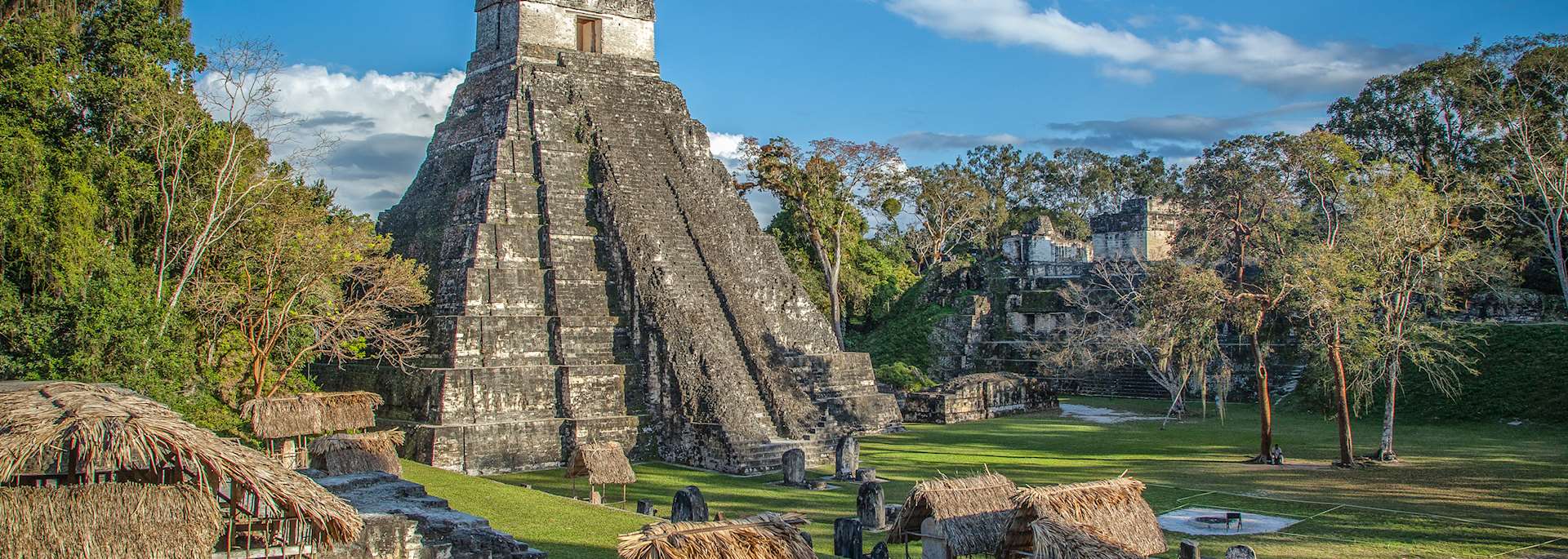 Mayan pyramid in Tikal