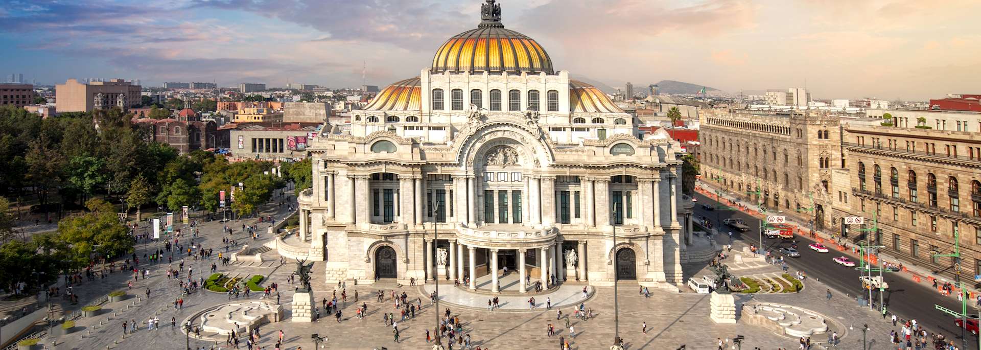 Palace of Fine Arts, Mexico City