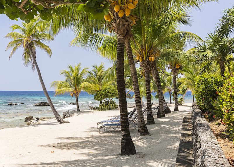 Lighthouse Point Beach on Roatán, Honduras