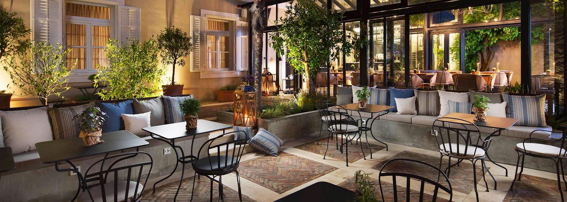 Almayer Art & Heritage Hotel