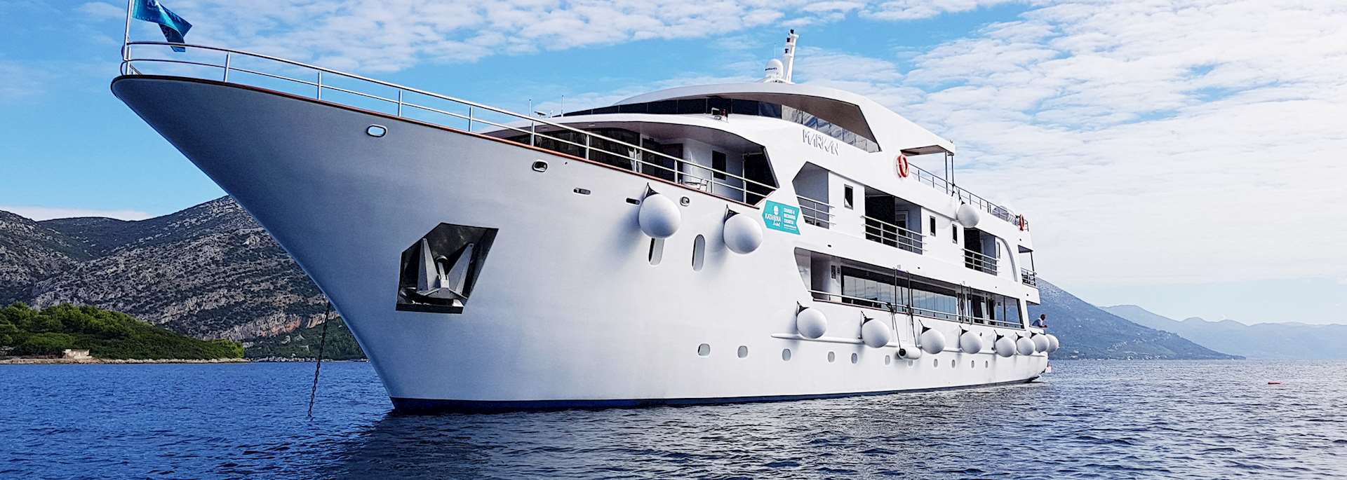 Katarina Line ship