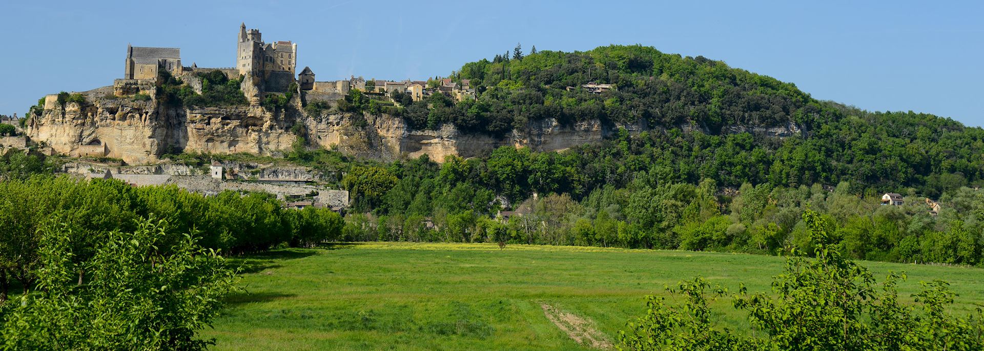 Views overlooking Château de Beynac, Beynac-et-Cazenac, Dordogne