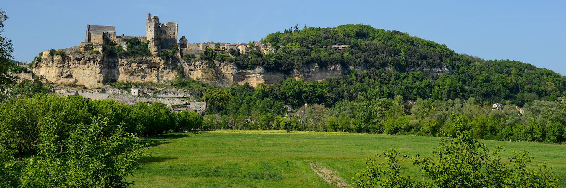 Views overlooking Château de Beynac, Beynac-et-Cazenac, Dordogne