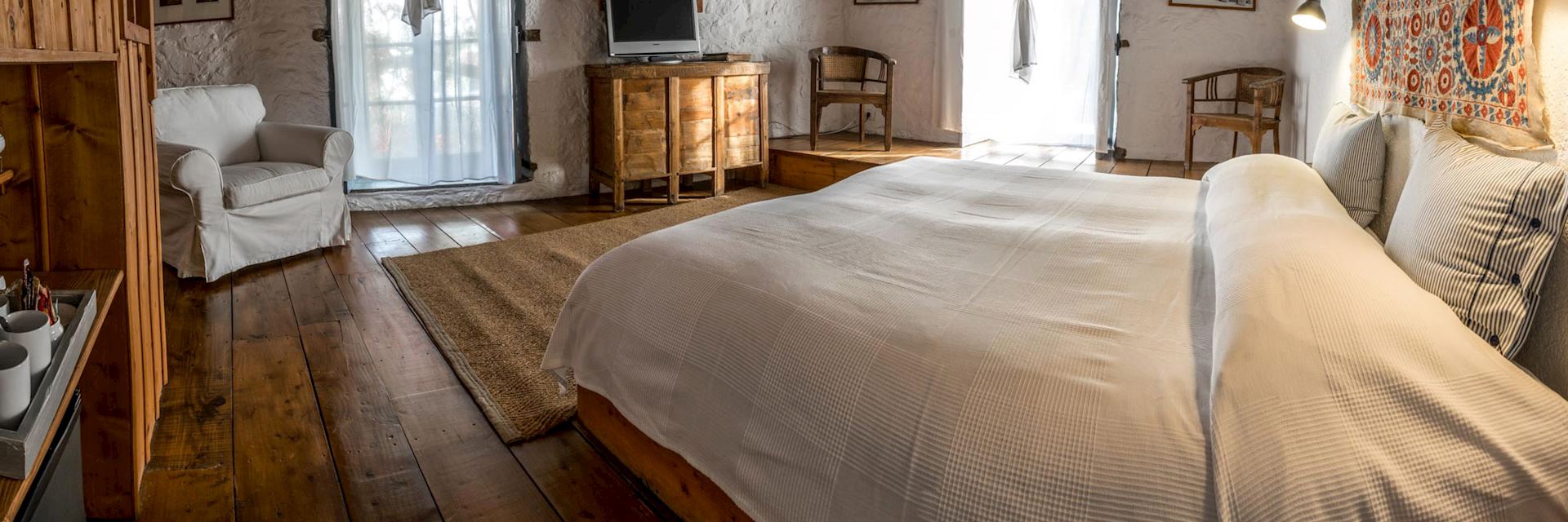 Bratsera Hotel