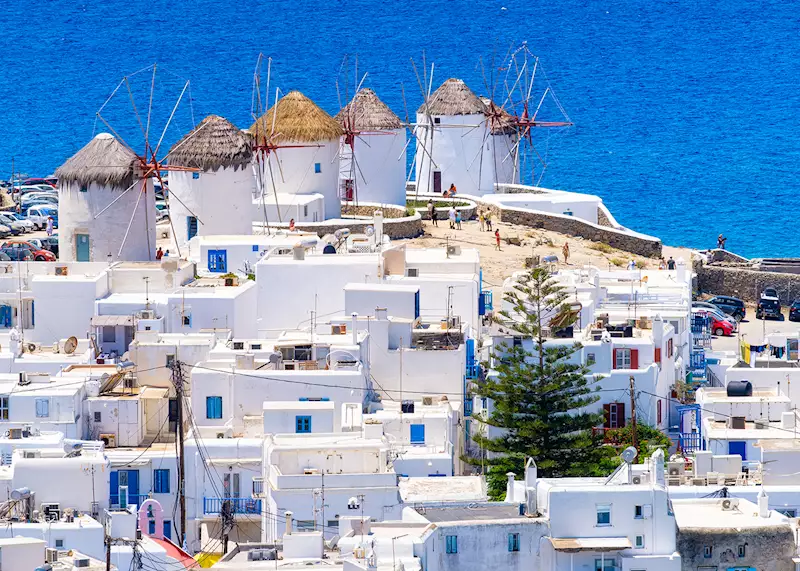 Budget, costs, and smart booking tips