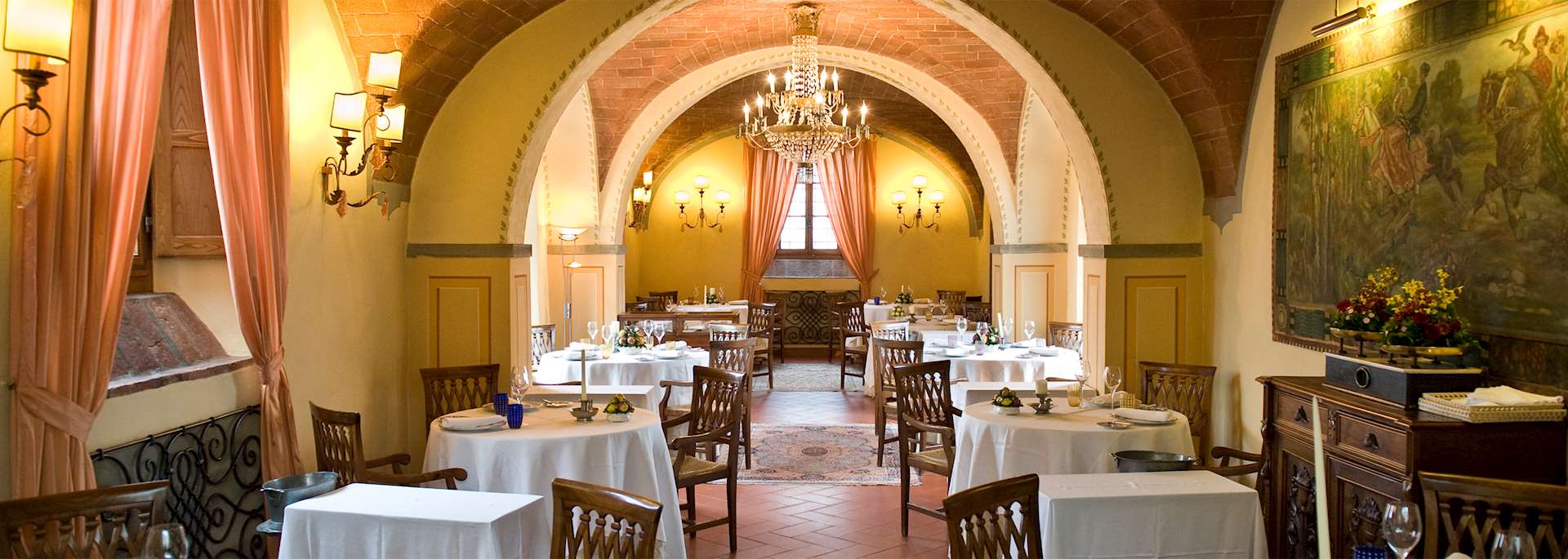 Il Falconiere, Cortona
