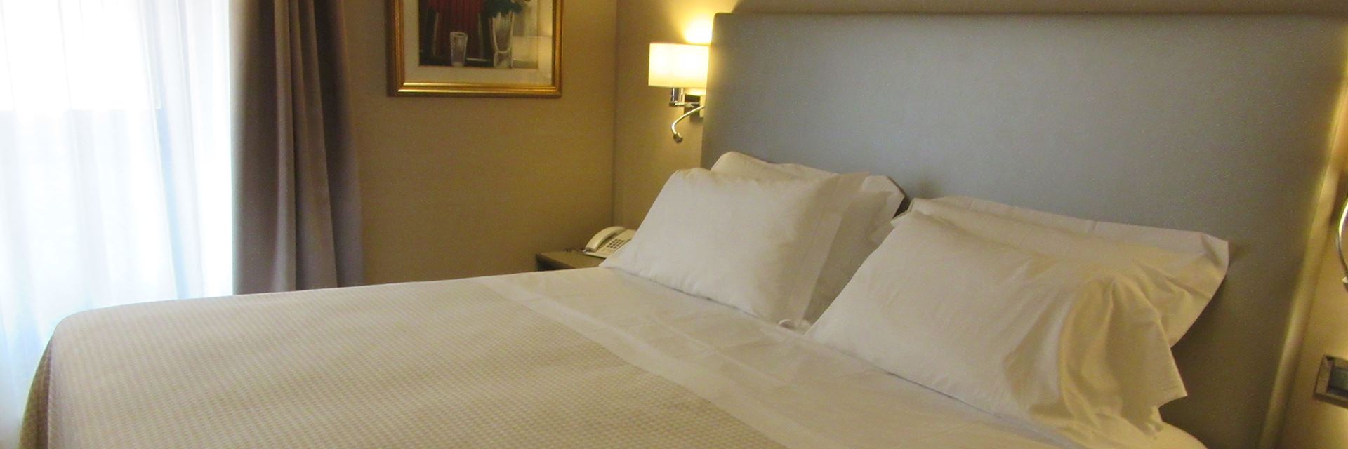Refurbed junior suite at Hotel Accamdemia