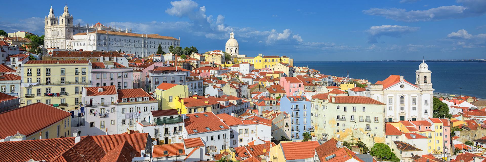 Panoramic view of Alfama quarter, Lisbon, Portugal