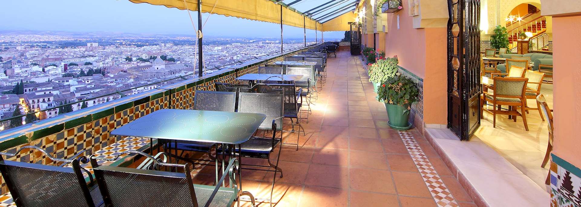 Hotel Alhambra Palace