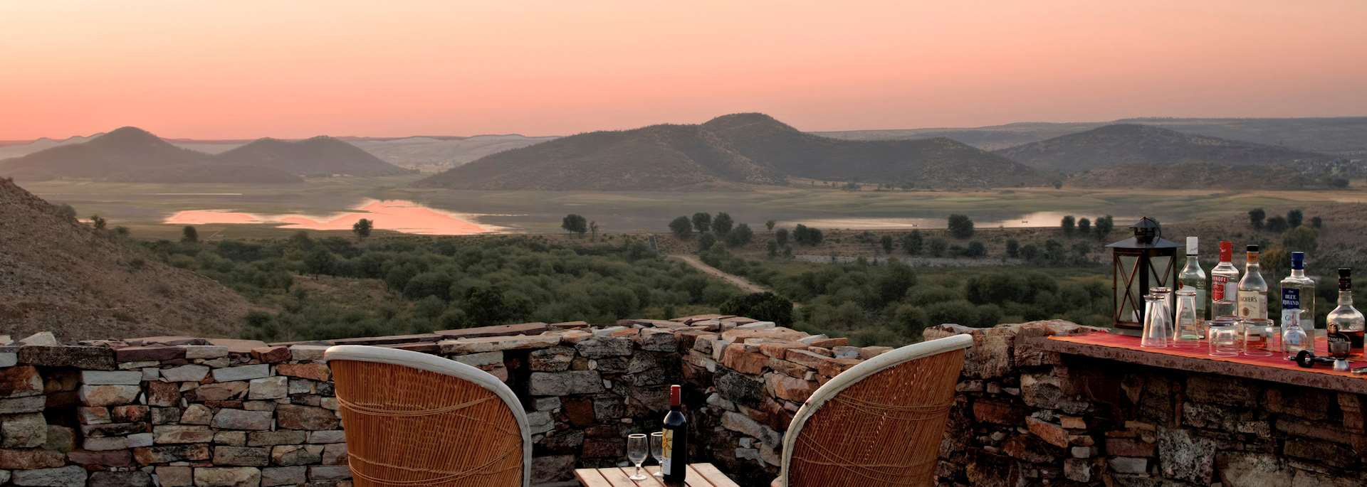 Outdoor bar at Ramathra Fort