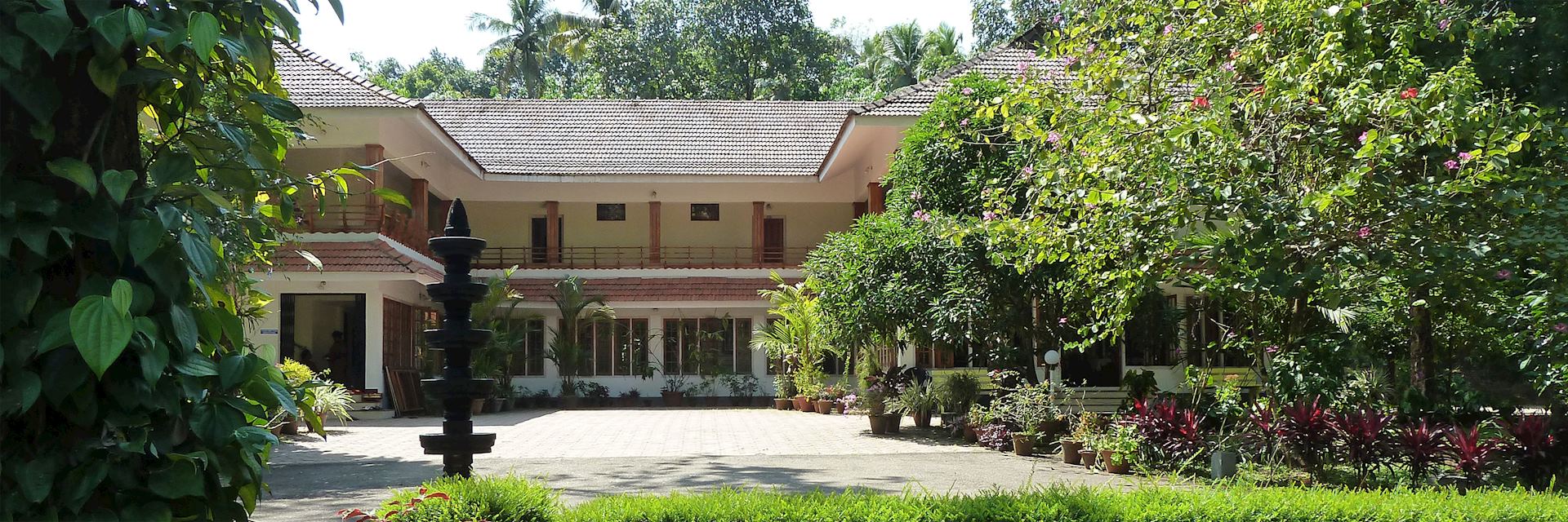 Dewalokam Hoestay, Kerala