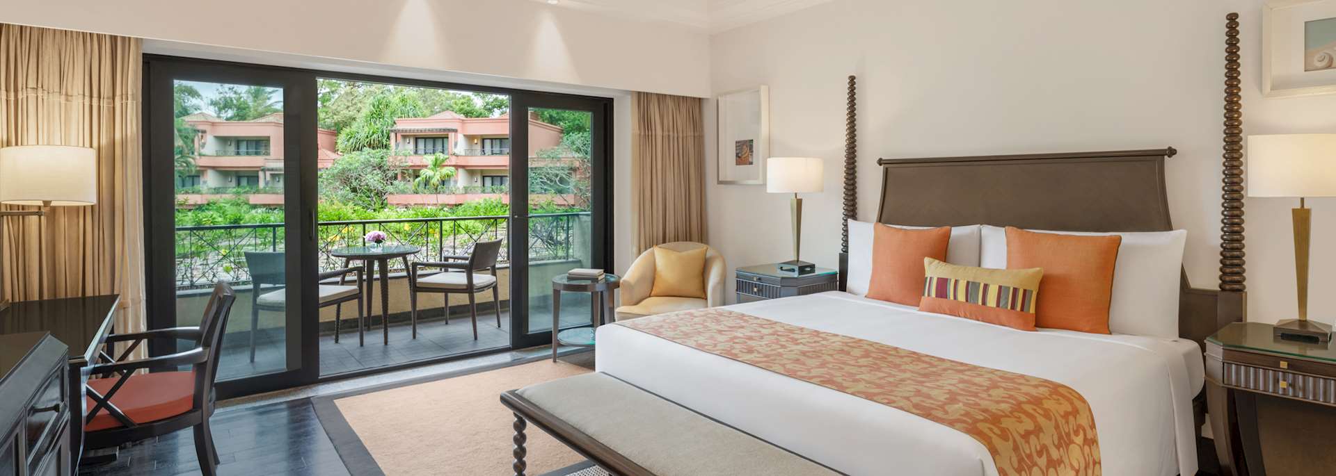 Superior king room, St. Regis Goa Resort