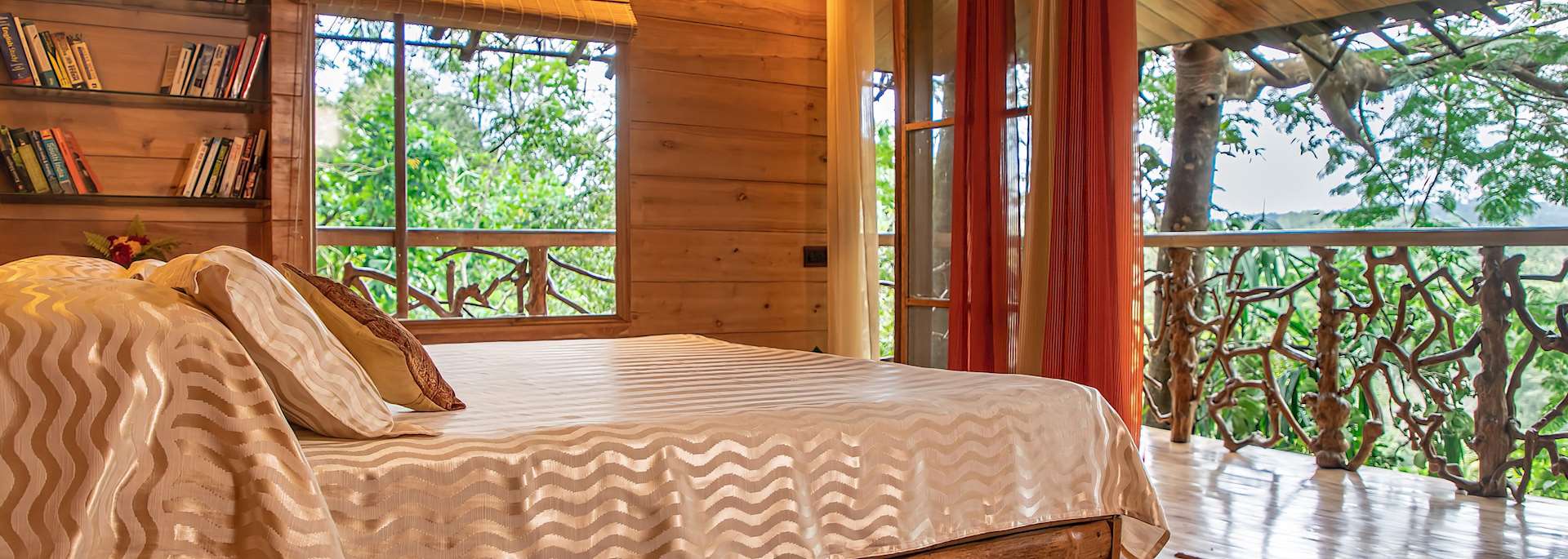 Room at Tranquil Hideaway