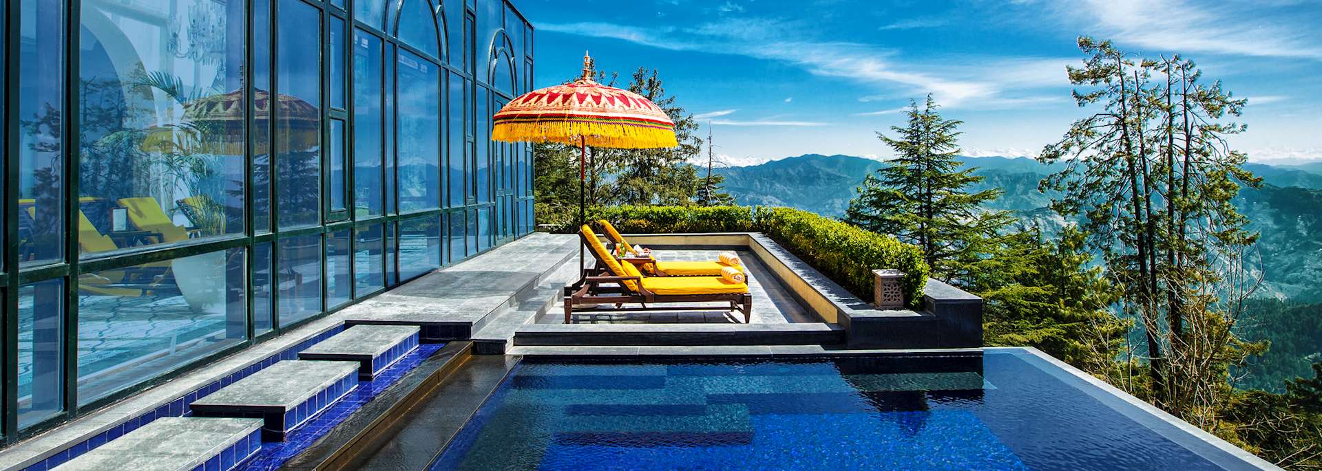 Outdoor infinity whirlpool, Wildflower Hall