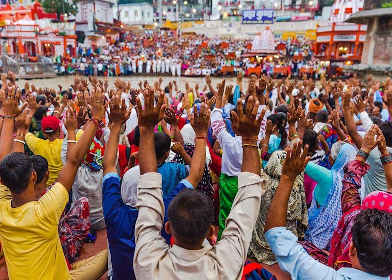 Evening aarti ceremony, Haridwar