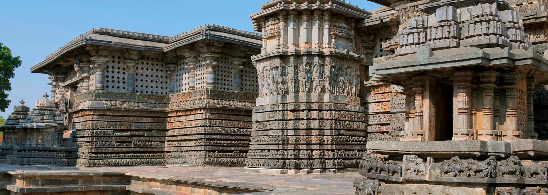 Hoysaleshwara Temple, Halebid