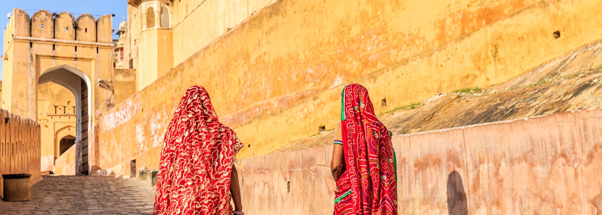 Indian women on the way to the Amber Fort, Jaipur