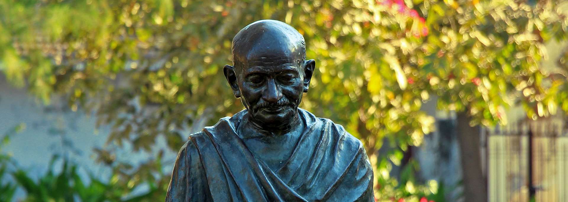 Ghandi statue