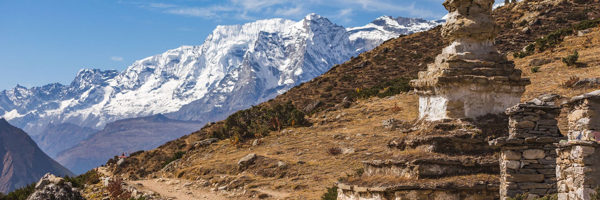 Ancient buddhist stupa near Pangboche