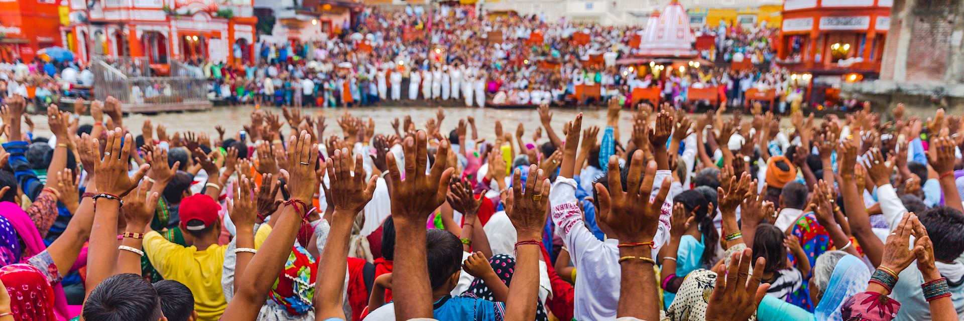 Hindu aarti ceremony in Haridwar