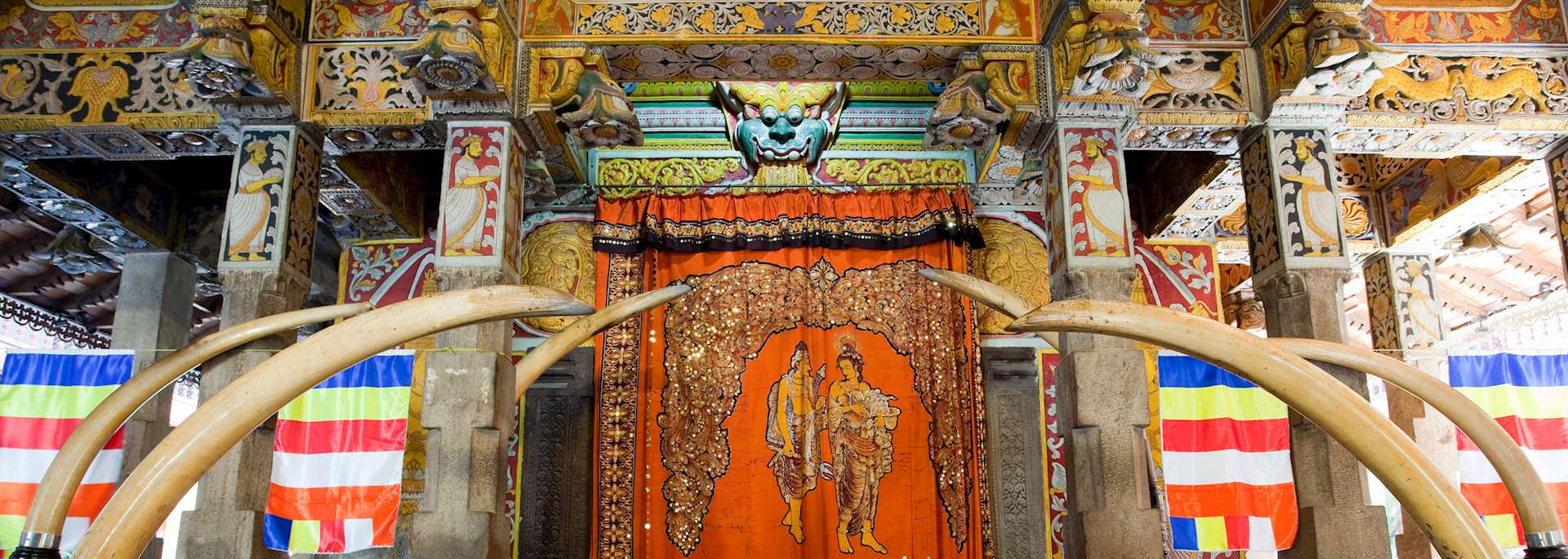 Temple of the Tooth, Kandy