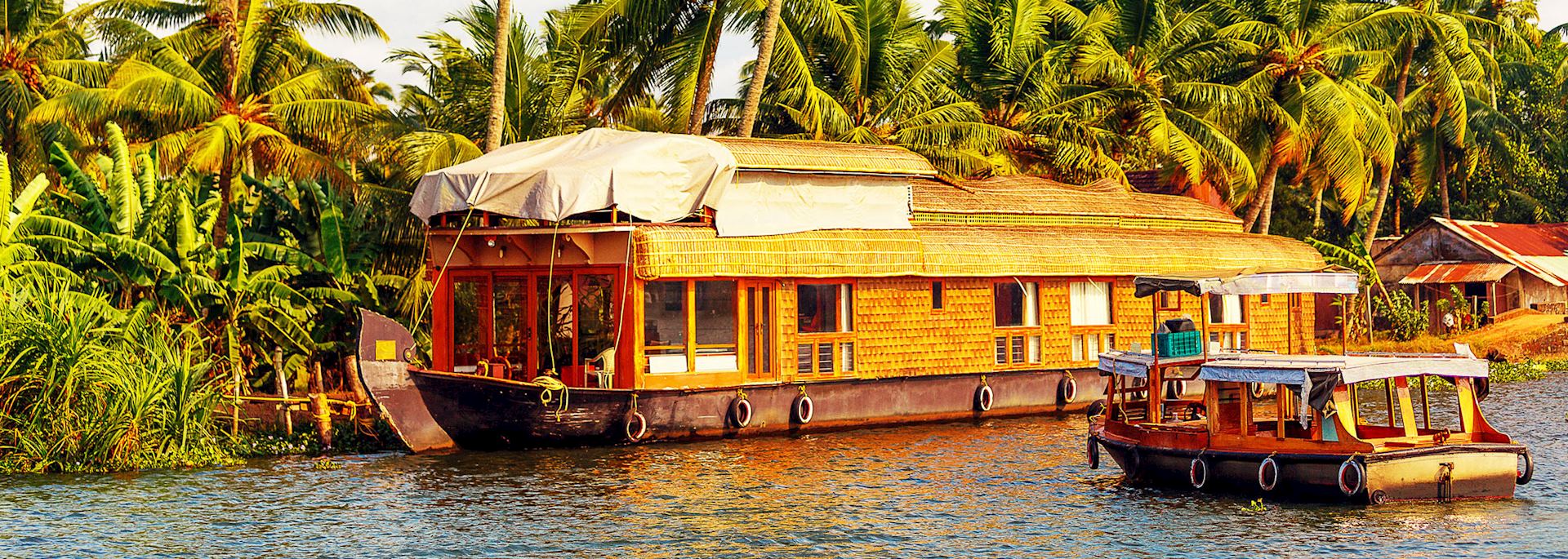 Indian houseboat