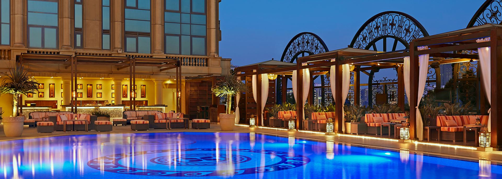 Four Seasons Hotel Cairo at the First Residence