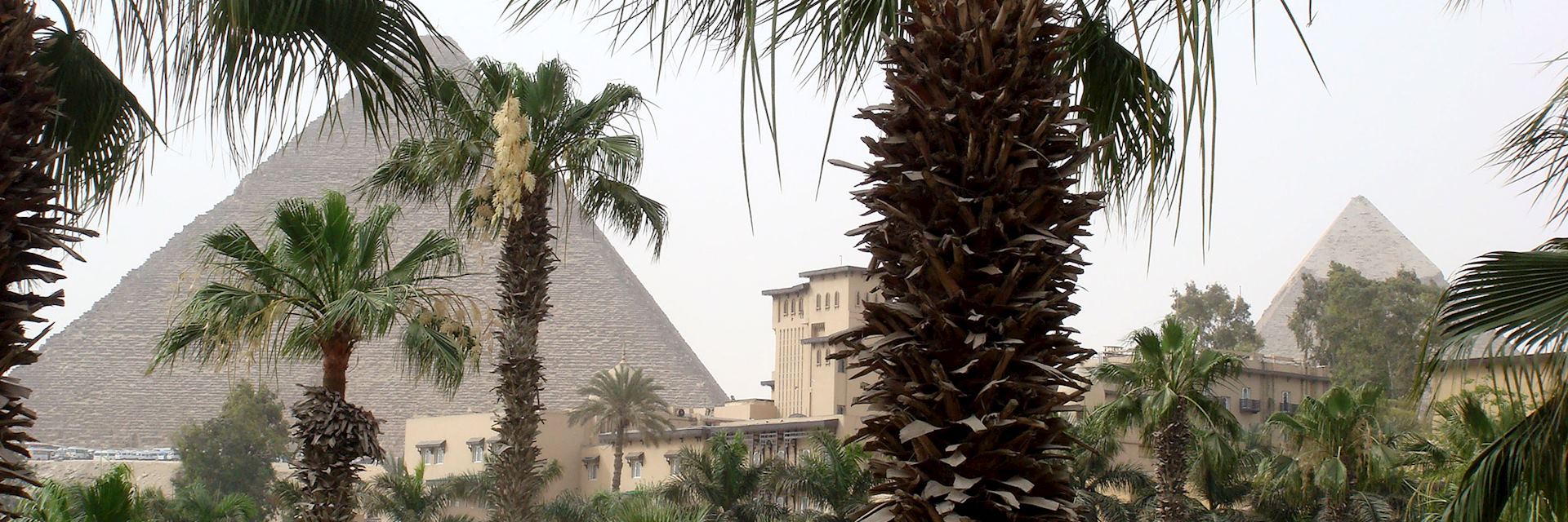 The Mean House, Cairo