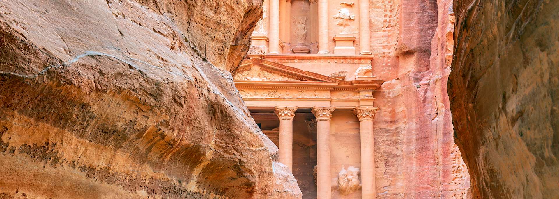 Siq Canyon, Petra, Jordan