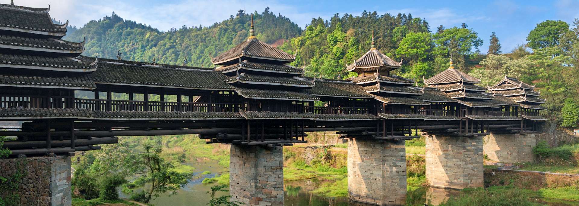 Wind and rain bridge, Chengyang