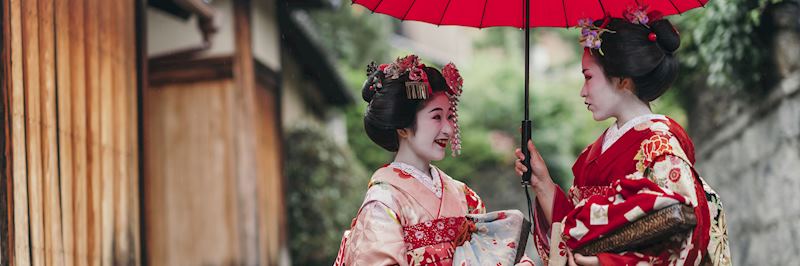 Geishas in Gion, Kyoto