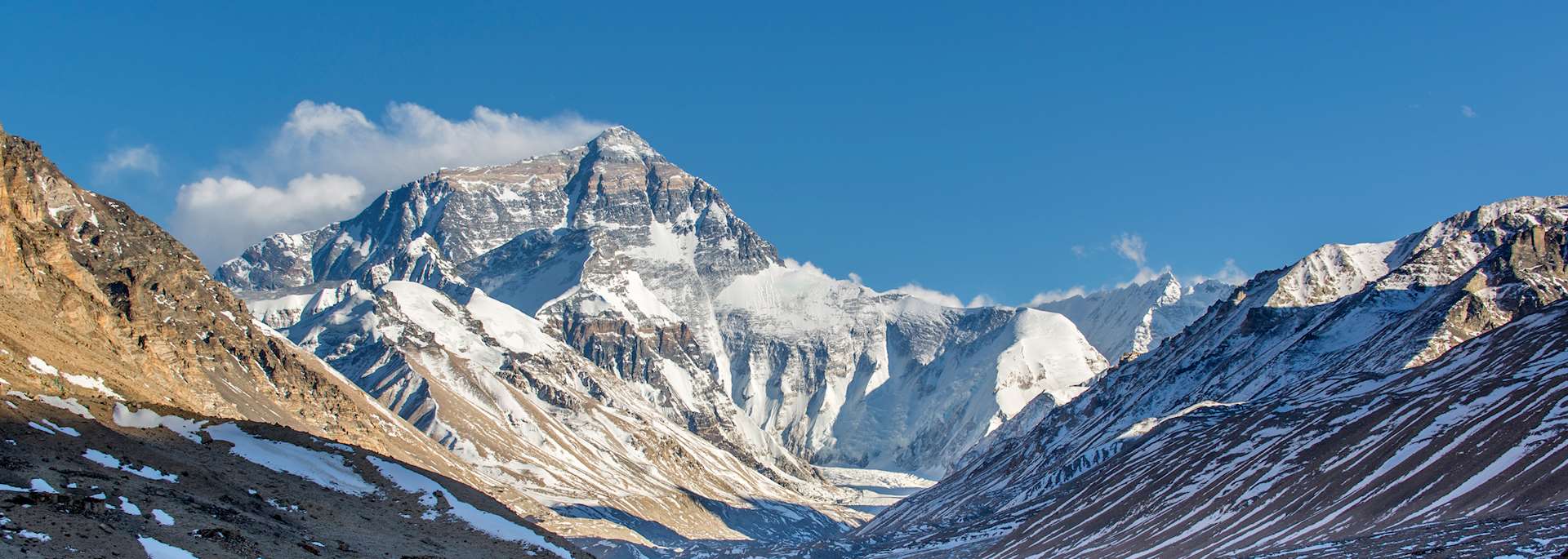 Mount Everest in the morning