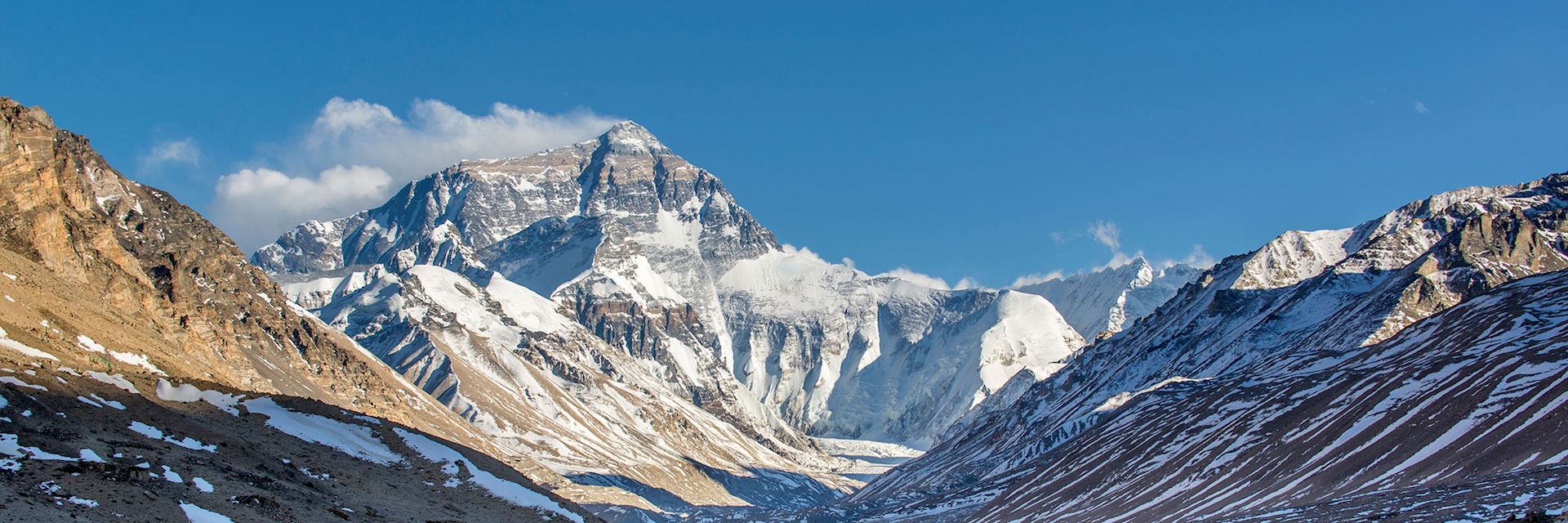 Mount Everest in the morning