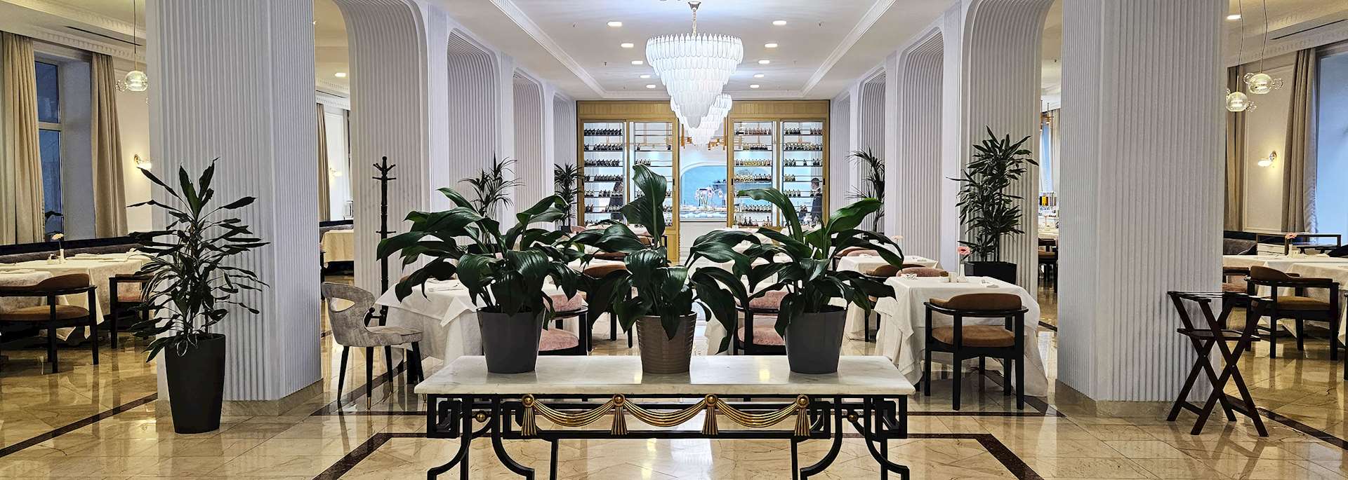 Lotte City Hotel Tashkent Palace