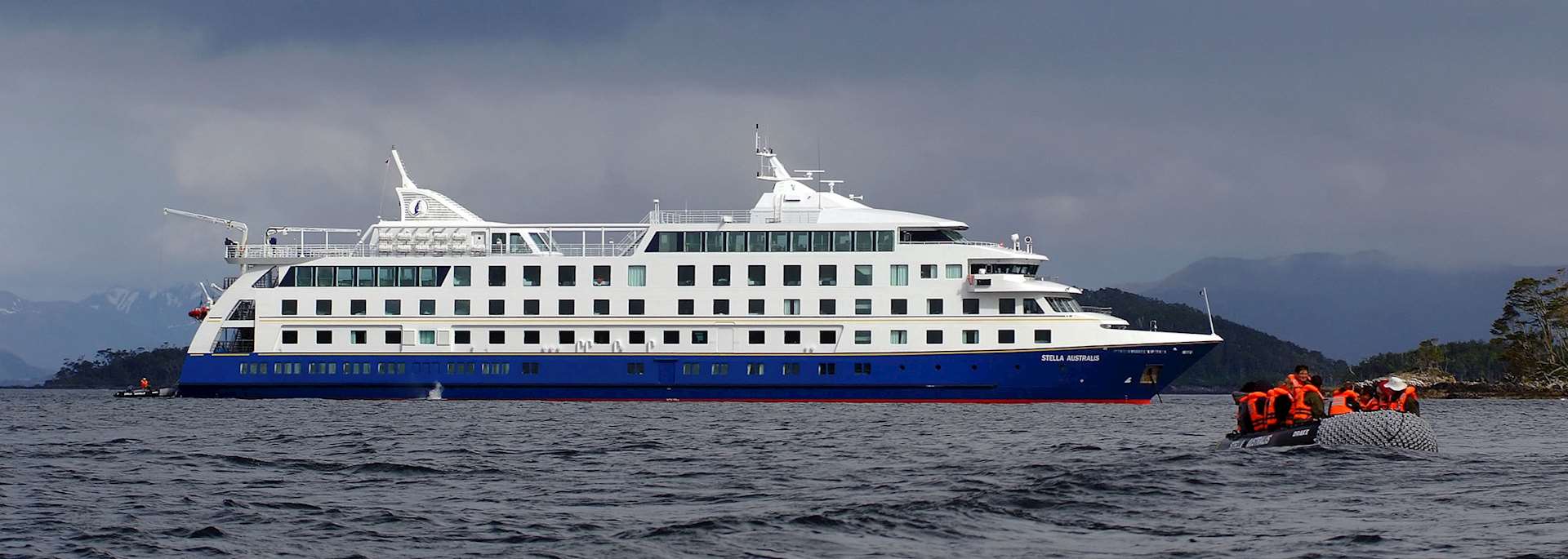 MV Stella Australis