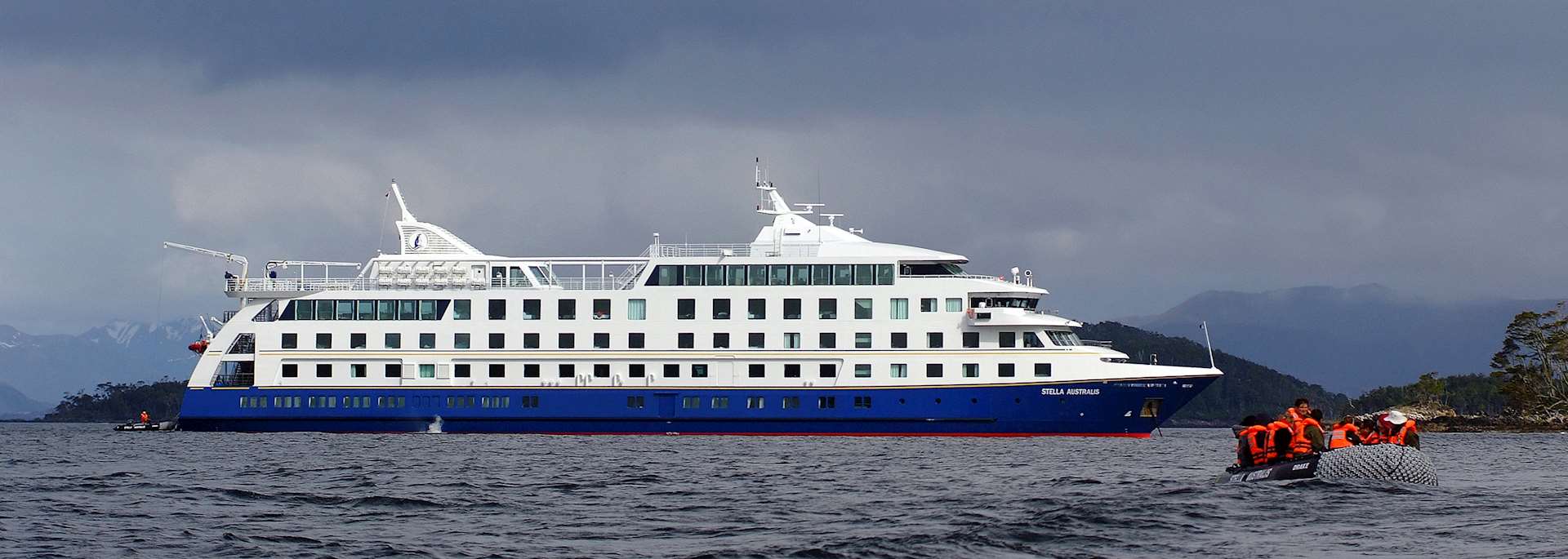 MV Stella Australis