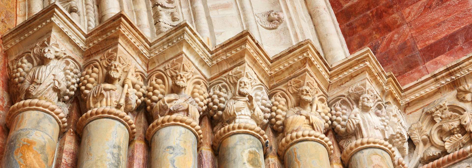 Cathedral architecture, Cuenca