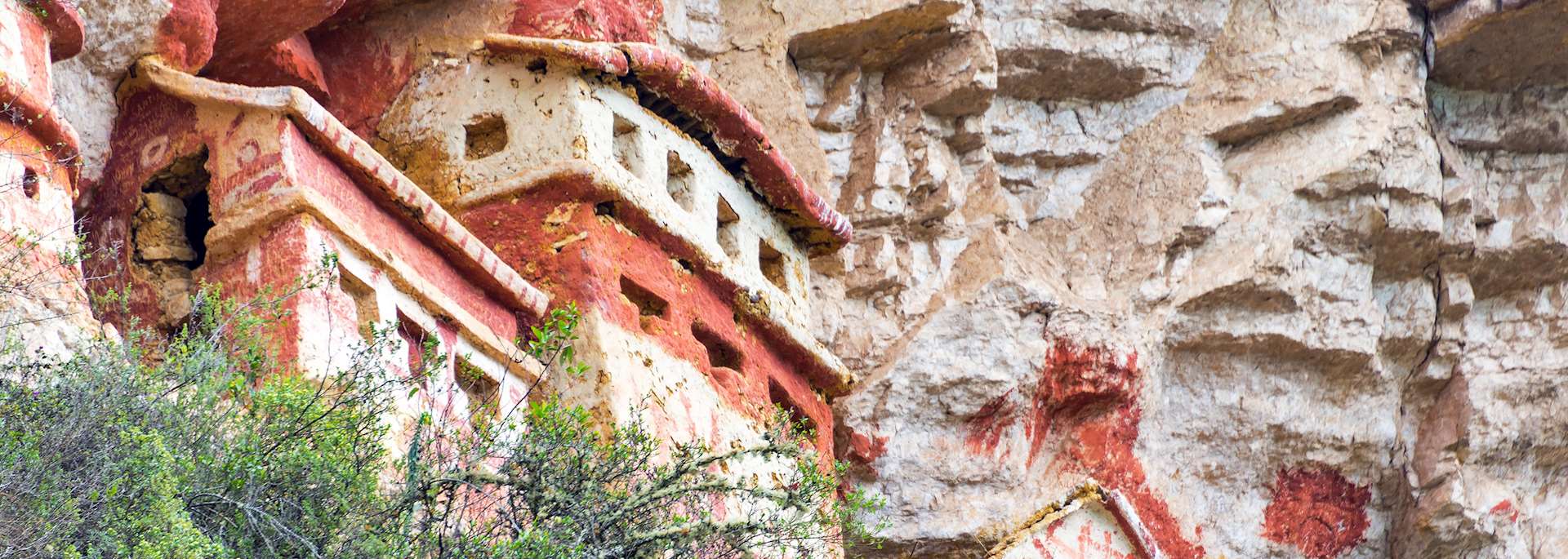 Revash tombs