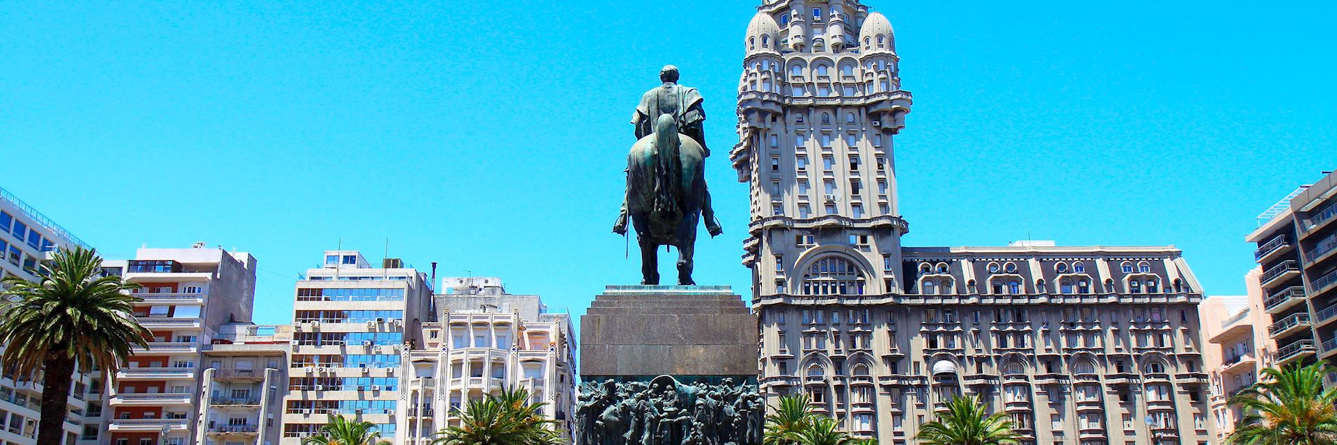 Independence Square, Montevideo