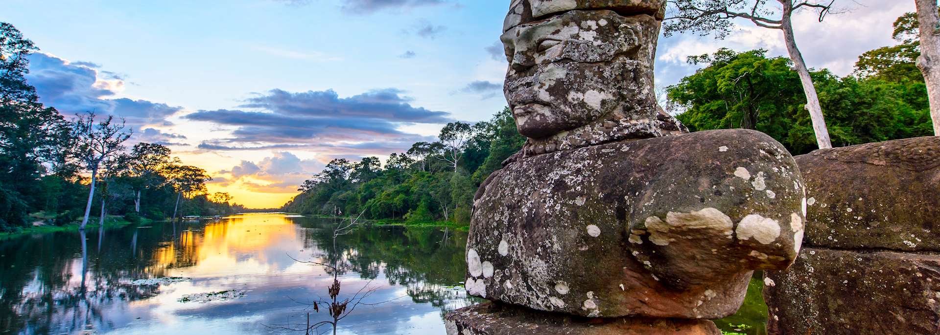Bridge at the entrance of Angkor Thom
