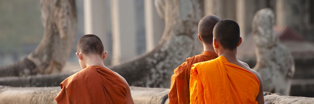 Monks, Angkor Wat